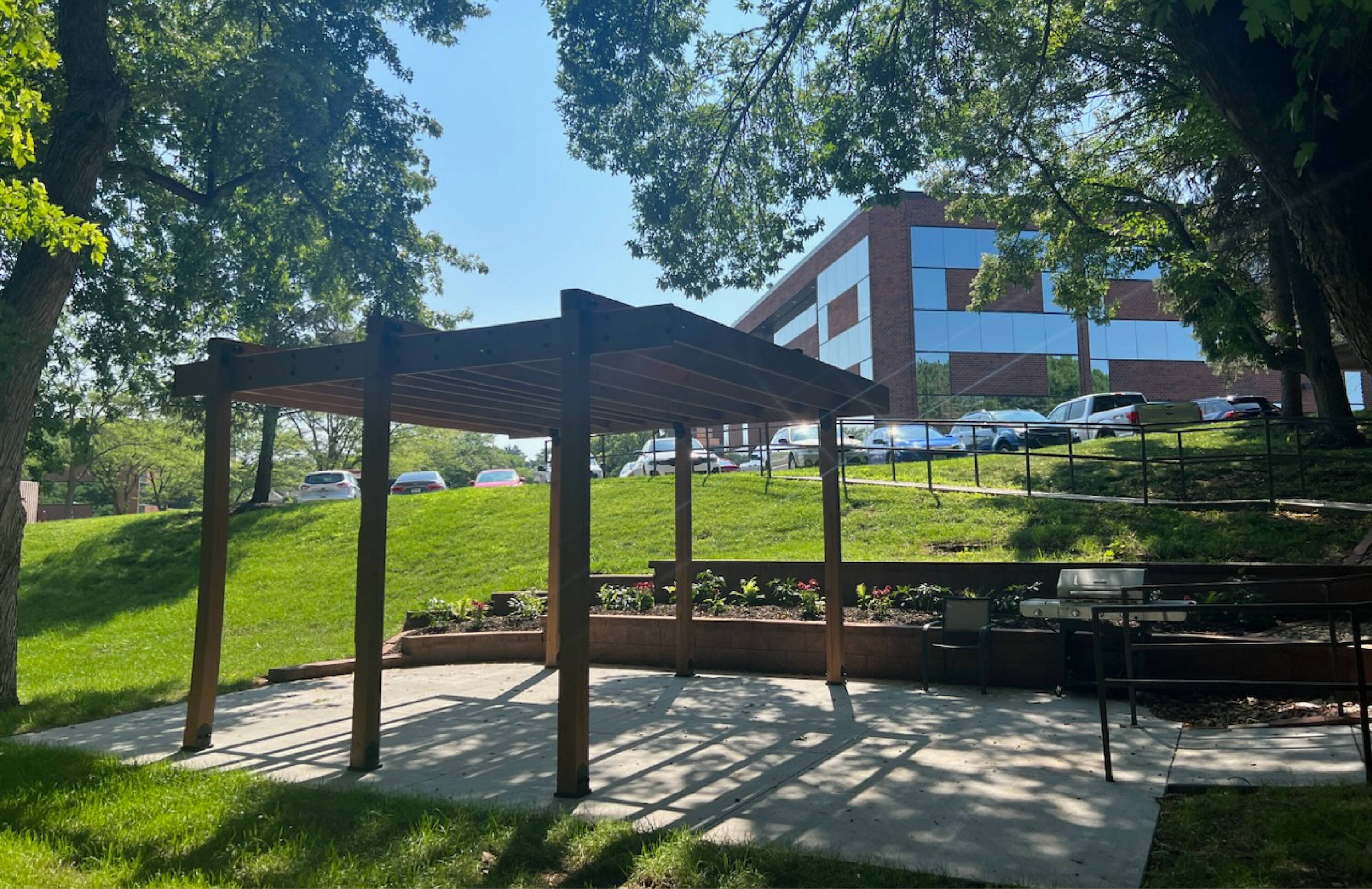 12120 Shamrock Plaza, Omaha, NE 68154