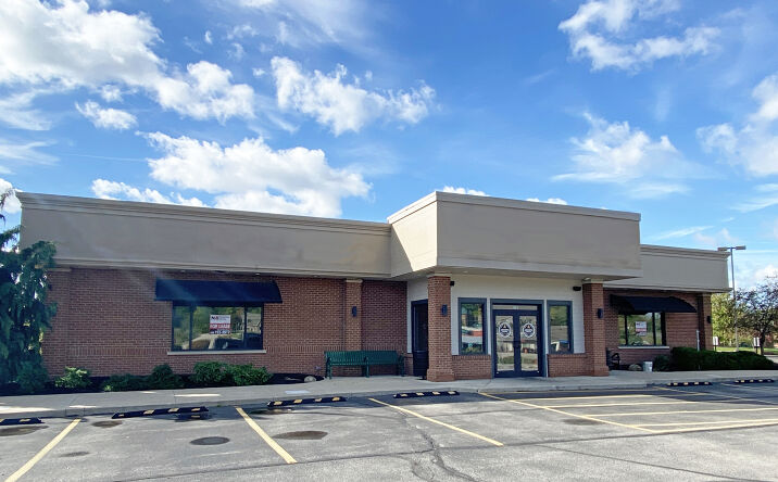 Pictures of Restaurant, Retail property located at 5121 Buehlers Dr, Medina, OH 44256 for lease - image #1