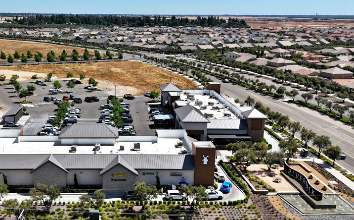 Pictures of Retail property located at Swc State Hwy 41 & Avenue 12, Madera, CA 93636 for lease - image #1