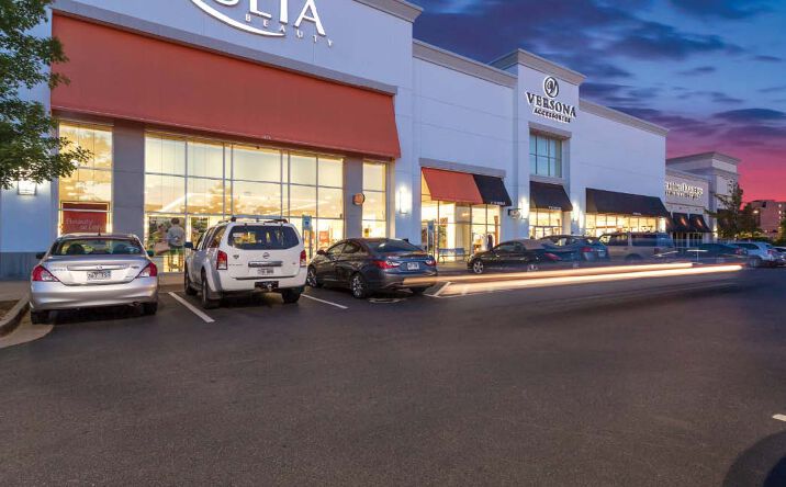 Pictures of Retail property located at 201 N University Ave, Little Rock, AR 72205 for lease - image #1