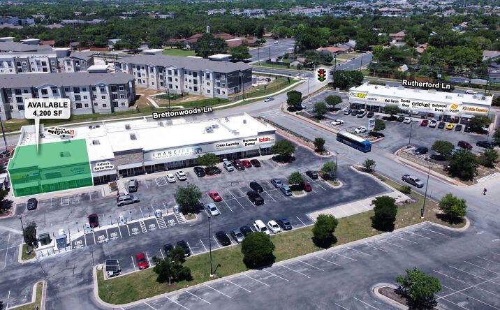 Pictures of Retail property located at 1030 Norwood Park Blvd, Austin, TX 78753 for lease - image #1