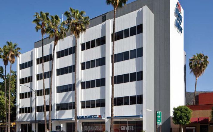 Pictures of Retail, Office property located at 3808 W. Riverside Drive, Burbank, CA 91505 for lease - image #1