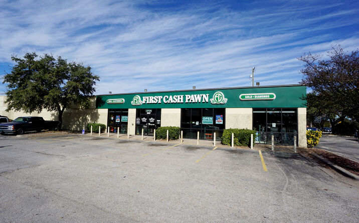 Pictures of Retail property located at 1800 S Mays St, Round Rock, TX 78664 for lease - image #1