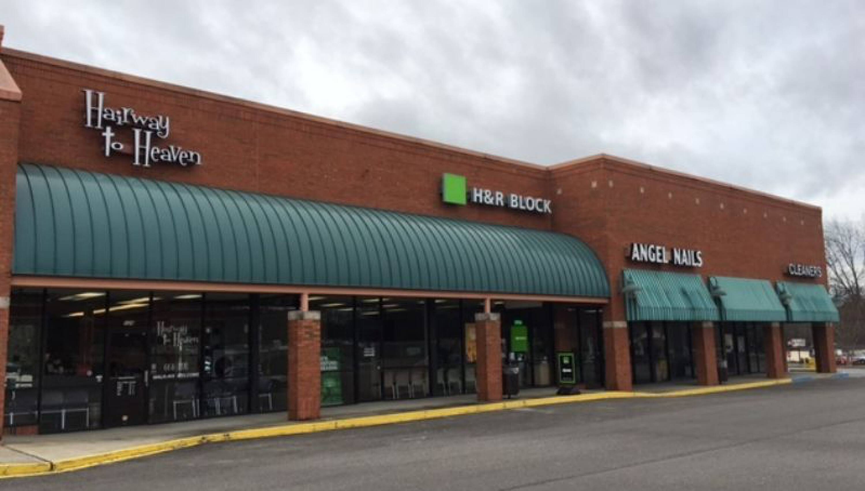 104 Market Center Dr, Alabaster, AL 35007