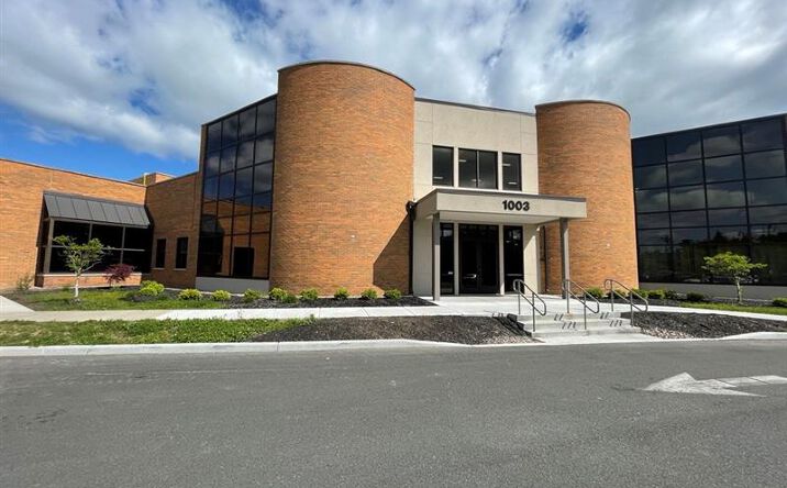 Pictures of Office property located at 1003 Loudon Rd, Cohoes, NY 12047 for lease - image #1