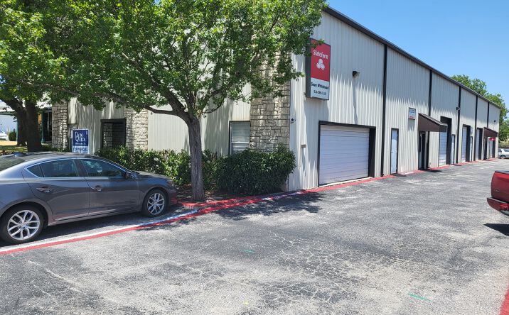 Pictures of Office, Industrial property located at 1910 S Bagdad Rd, Leander, TX 78641 for lease - image #1