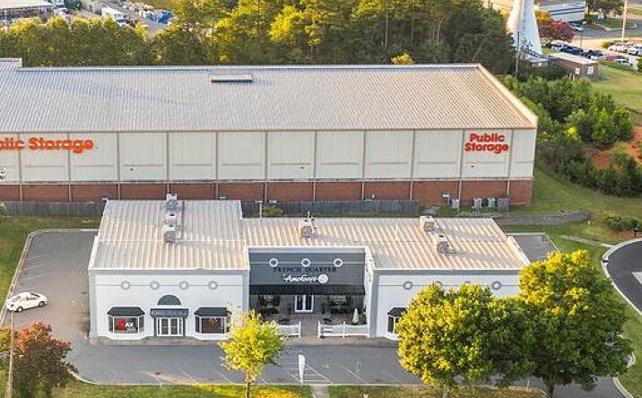Pictures of Retail property located at 129 Williamson Rd, Mooresville, NC 28117 for lease - image #1