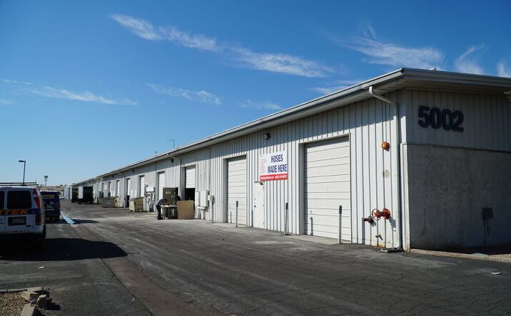 Pictures of Office, Industrial property located at 4834 - 5002 S 40th St, Phoenix, AZ 85040 for lease - image #1