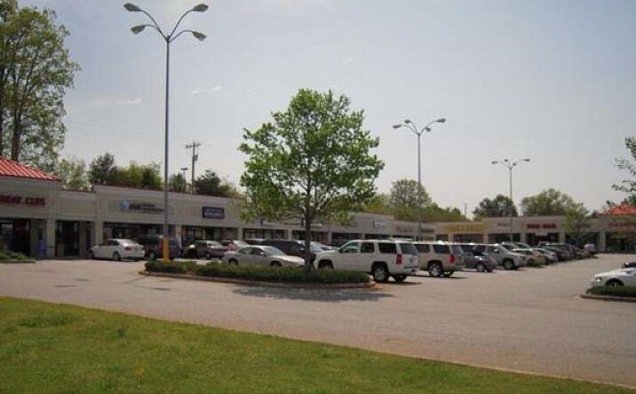 Pictures of Retail property located at 5115-5119 Calhoun Memorial Hwy, Easley, SC 29640 for lease - image #1