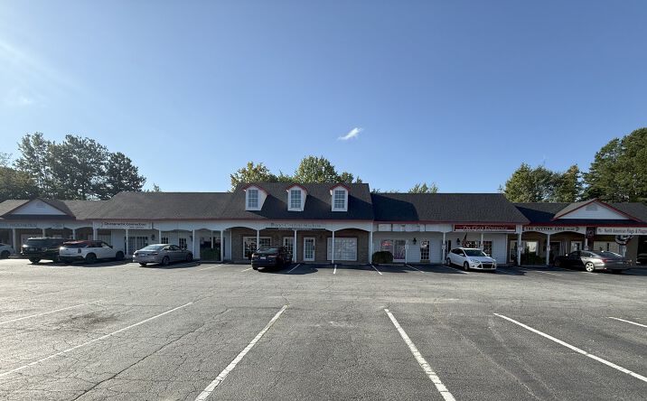 Pictures of Retail property located at 1622 Woodruff Rd, Greenville, SC 29607 for lease - image #1