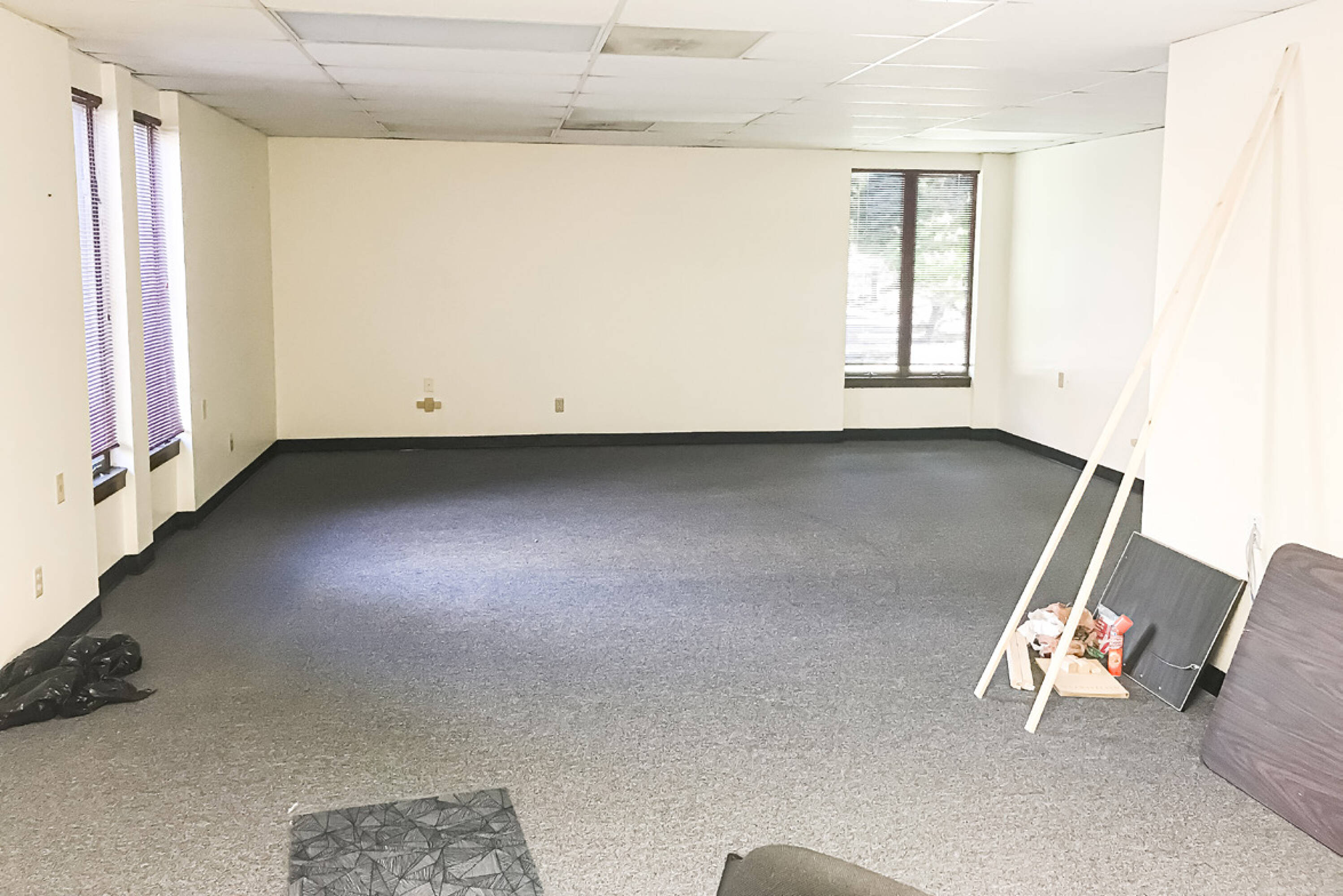 120 Defreest Dr, Troy, NY 12180