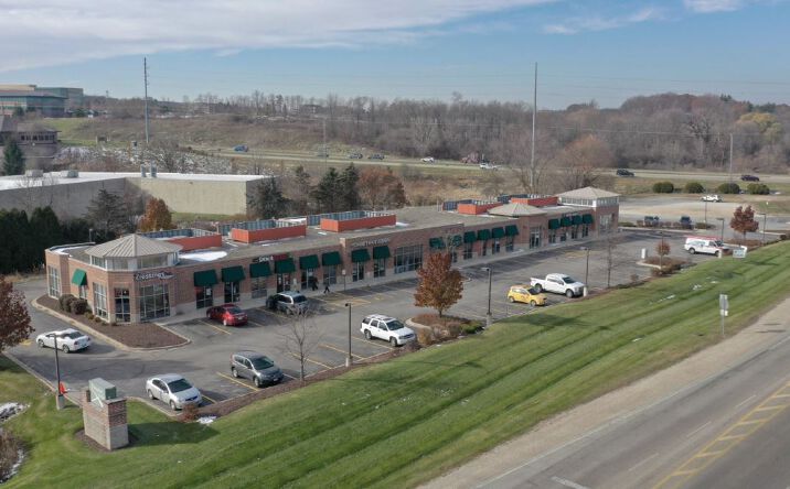 Pictures of Retail property located at N20W22951 Watertown Rd, Waukesha, WI 53186 for lease - image #1
