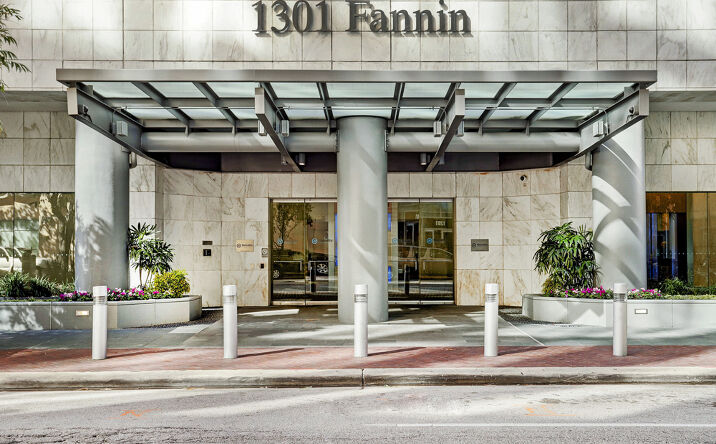Pictures of Office property located at 1301 Fannin, Houston, TX 77002 for lease - image #1