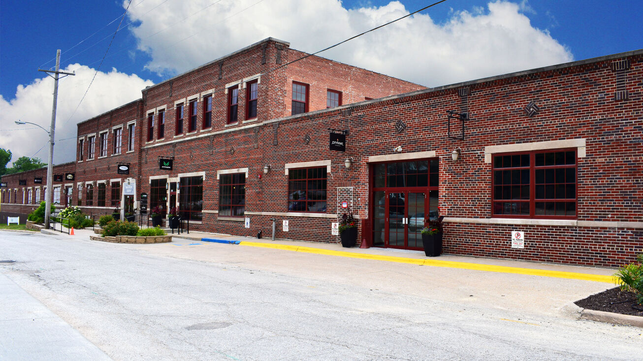 4383 Nicholas Street, Omaha, NE 68131 Office Space for Lease Omar