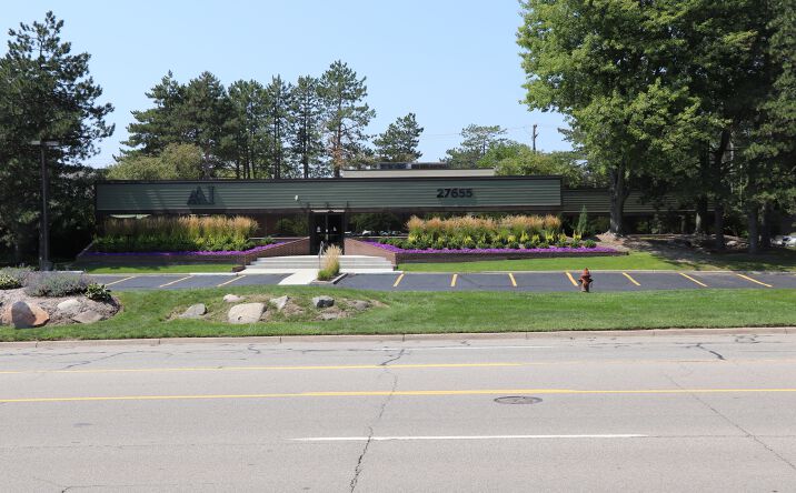 Pictures of Office property located at 27655 Middlebelt Rd, Farmington Hills, MI 48334 for lease - image #1