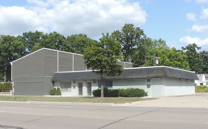 505-515 W 11 Mile Road, Madison Heights, MI 48071 | Crexi.com