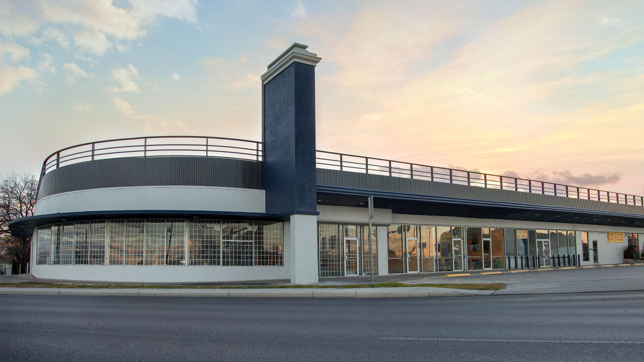 451 Bandera Rd, San Antonio, TX 78228 Retail Space for Lease