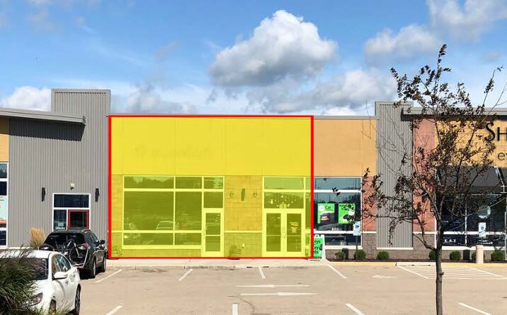 Pictures of Retail property located at 4550 Calumet Ave, Manitowoc, WI 54220 for lease - image #1