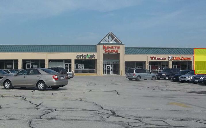 Pictures of Retail property located at 2250 W Mason Street, Green Bay, WI 54303 for lease - image #1