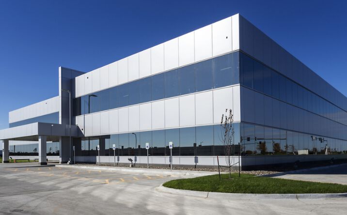 Pictures of Office property located at 12100 Meredith Drive, Urbandale, IA 50323 for lease - image #1