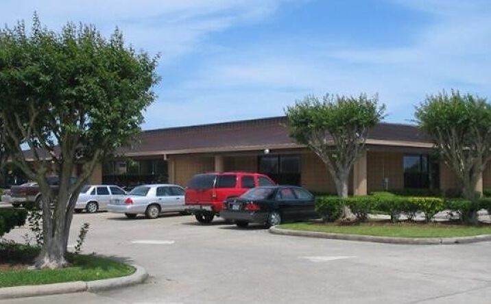 Pictures of Office, Retail, Special Purpose property located at 13630 Beamer Rd, Houston, TX 77089 for lease - image #1