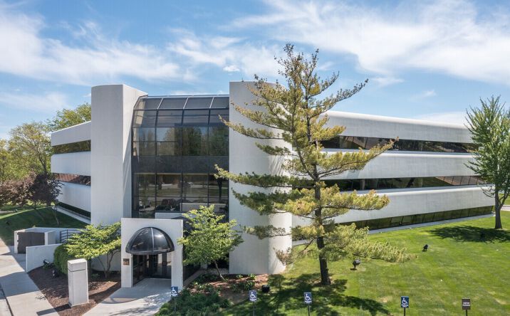 Pictures of Office property located at 4500 Westown Parkway, West Des Moines, IA 50266 for lease - image #1