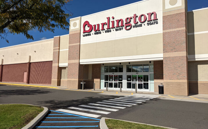 Pictures of Retail property located at 1600 SE Rd, Farmington, CT 06032 for lease - image #1