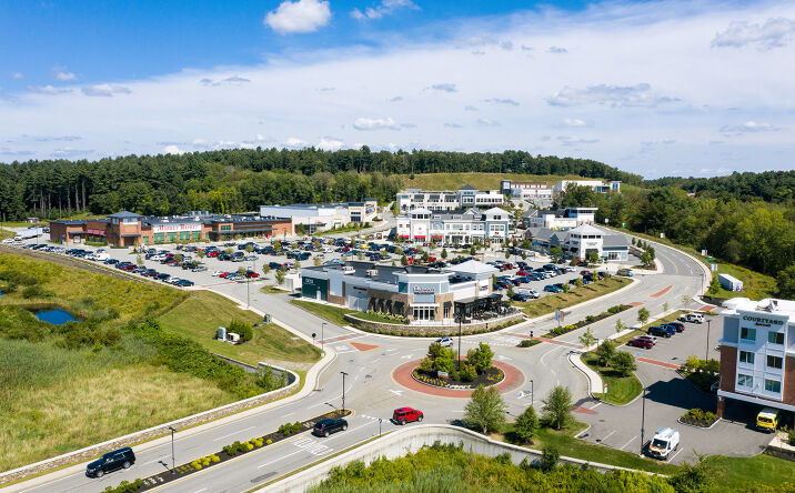 Pictures of Retail property located at 812 Constitution Ave, Littleton, MA 01460 for lease - image #1