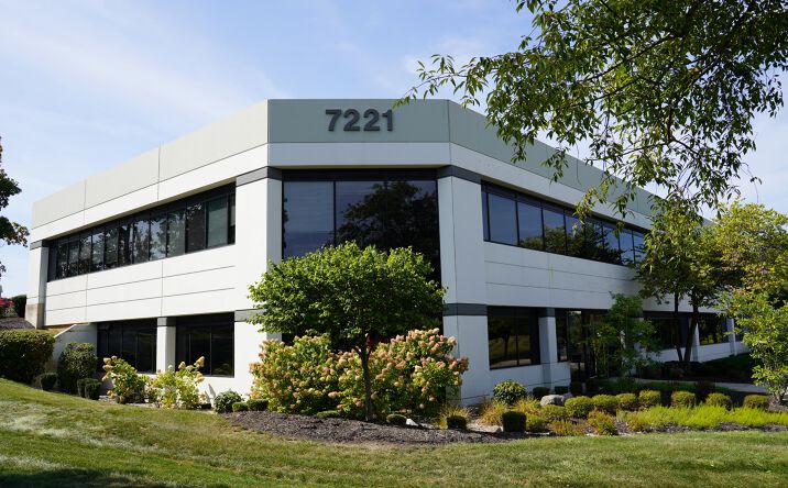 Pictures of Office property located at 7221 Engle Rd, Fort Wayne, IN 46804 for lease - image #1