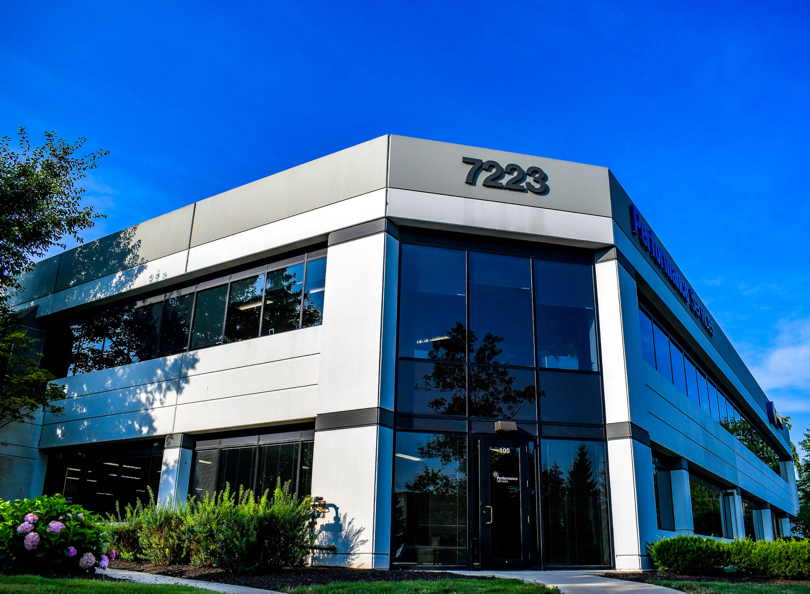 7221 & 7223 Engle Road, Fort Wayne, IN 46804