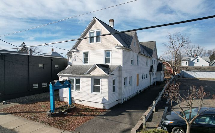 Pictures of Office property located at 24 Madison Avenue, Endicott, NY 13760 for lease - image #1