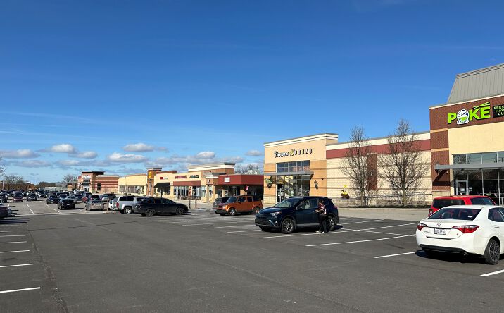 Pictures of Retail property located at 785 Alpha Dr, Highland Heights, OH 44143 for lease - image #1