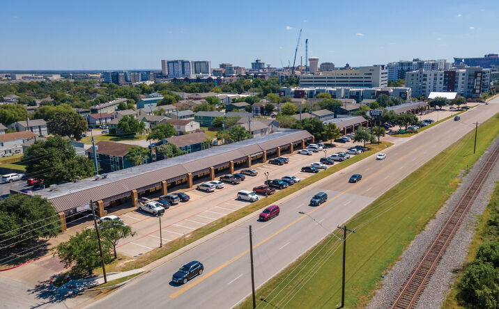 Pictures of Retail property located at 4201 Wellborn Rd, Bryan, TX 77801 for lease - image #1