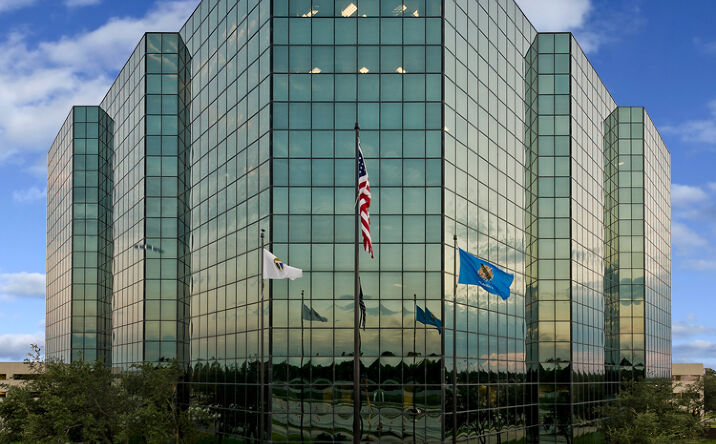 Pictures of Office property located at 5100 E Skelly Dr, Tulsa, OK 74135 for lease - image #1