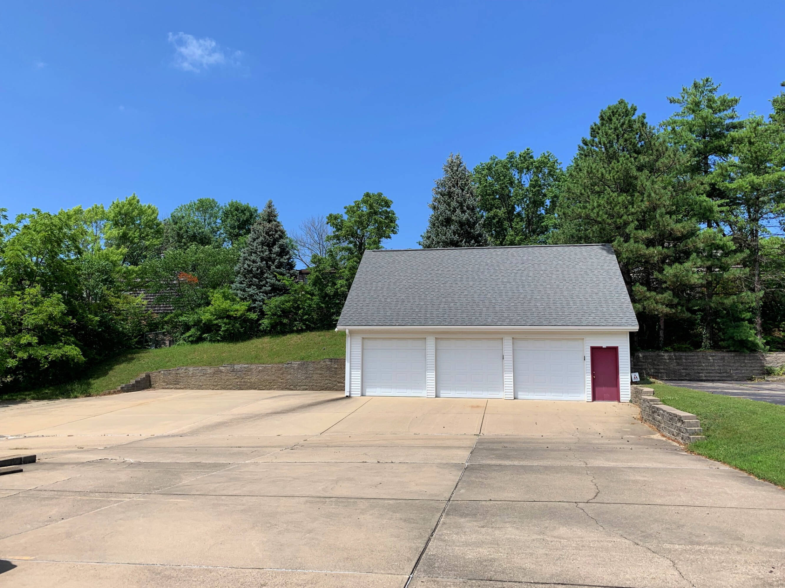 2021 Timberbrook Dr, Springfield, IL 62702