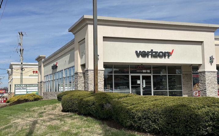 Pictures of Retail, Office property located at 2348 Nicholasville Rd, Lexington, KY 40503 for lease - image #1