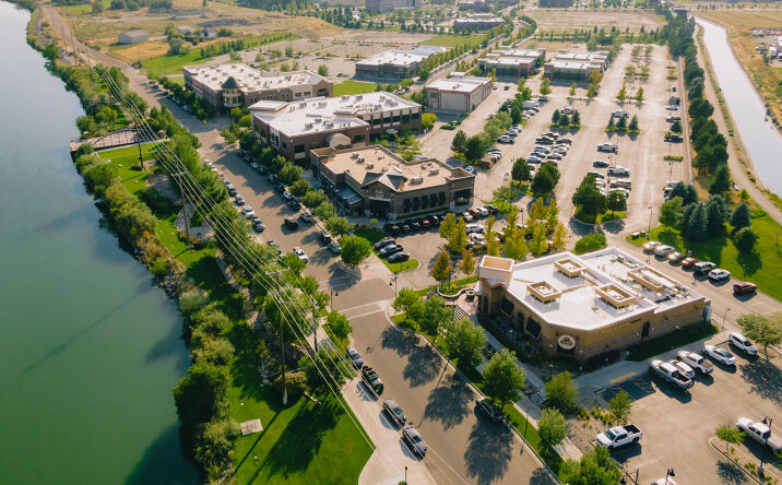 Pictures of Retail property located at Sunnyside Blvd & I-15, Idaho Falls, ID 83402 for lease - image #1