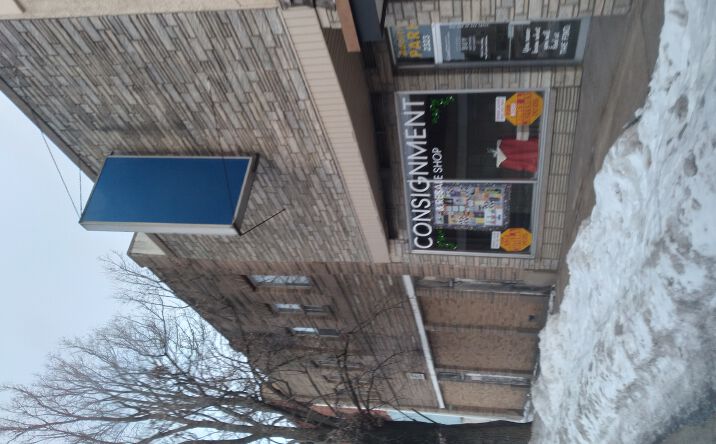 Pictures of Retail, Land property located at 2323 N 2ND Street, Clinton, IA 52732 for lease - image #1