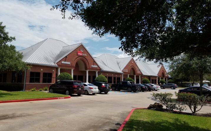Pictures of Office property located at 3023 Marina Bay Dr, League City, TX 77573 for lease - image #1
