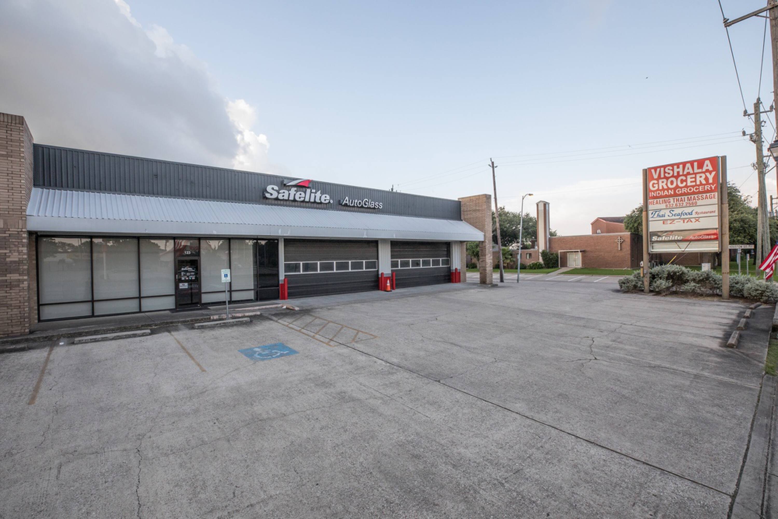 17926 Highway 3, ster, TX 77598