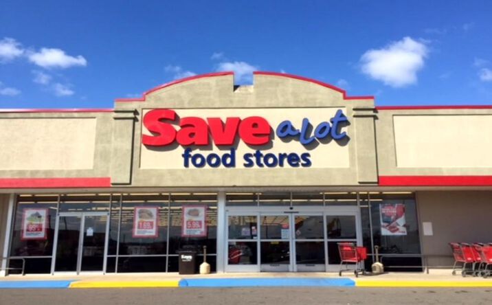 Pictures of Retail property located at West Hills Plaza, Midfield, AL 35064 for lease - image #1