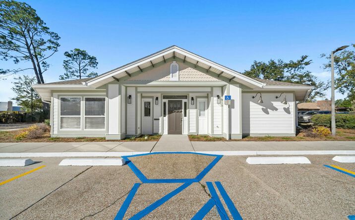 Pictures of Office property located at 2567 Huntcliff Ln, Panama City, FL 32405 for lease - image #1