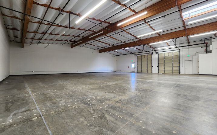 Pictures of Industrial property located at 320 Campus Ln, Fairfield, CA 94534 for lease - image #1