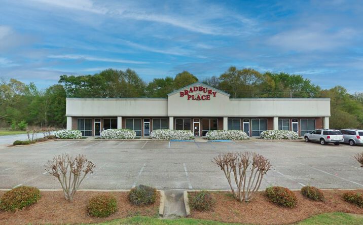 Pictures of Office property located at 274 Interstate Commercial Pk Lp, Prattville, AL 36066 for lease - image #1