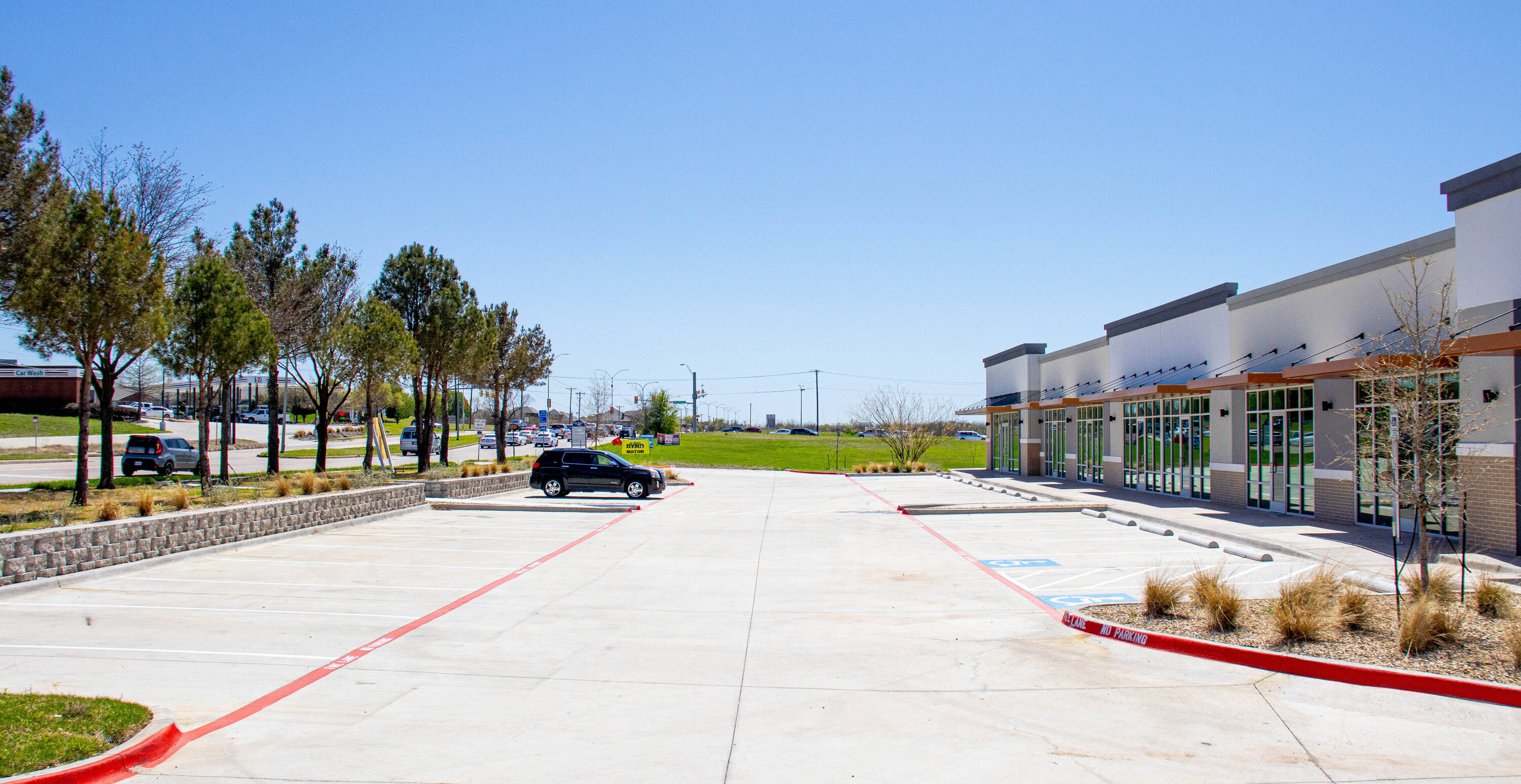 7048 Granbury Rd, Fort Worth, TX 76133