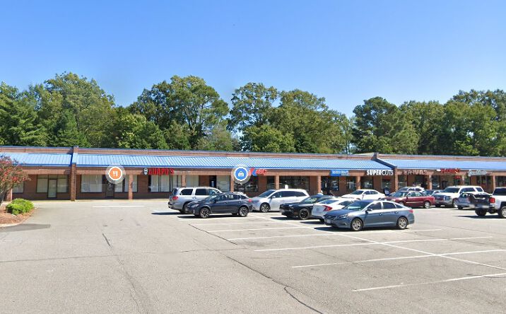 Pictures of Retail property located at 980 J Clyde Morris Blvd, Newport News, VA 23601 for lease - image #1