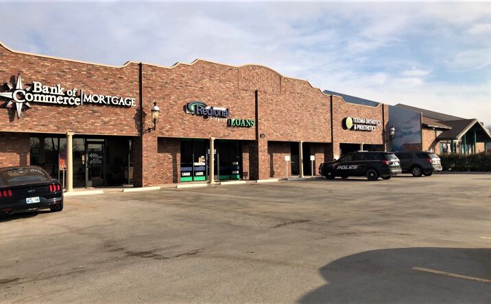 Pictures of Retail, Office property located at 1915 W Gore Blvd, Lawton, OK 73501 for lease - image #1