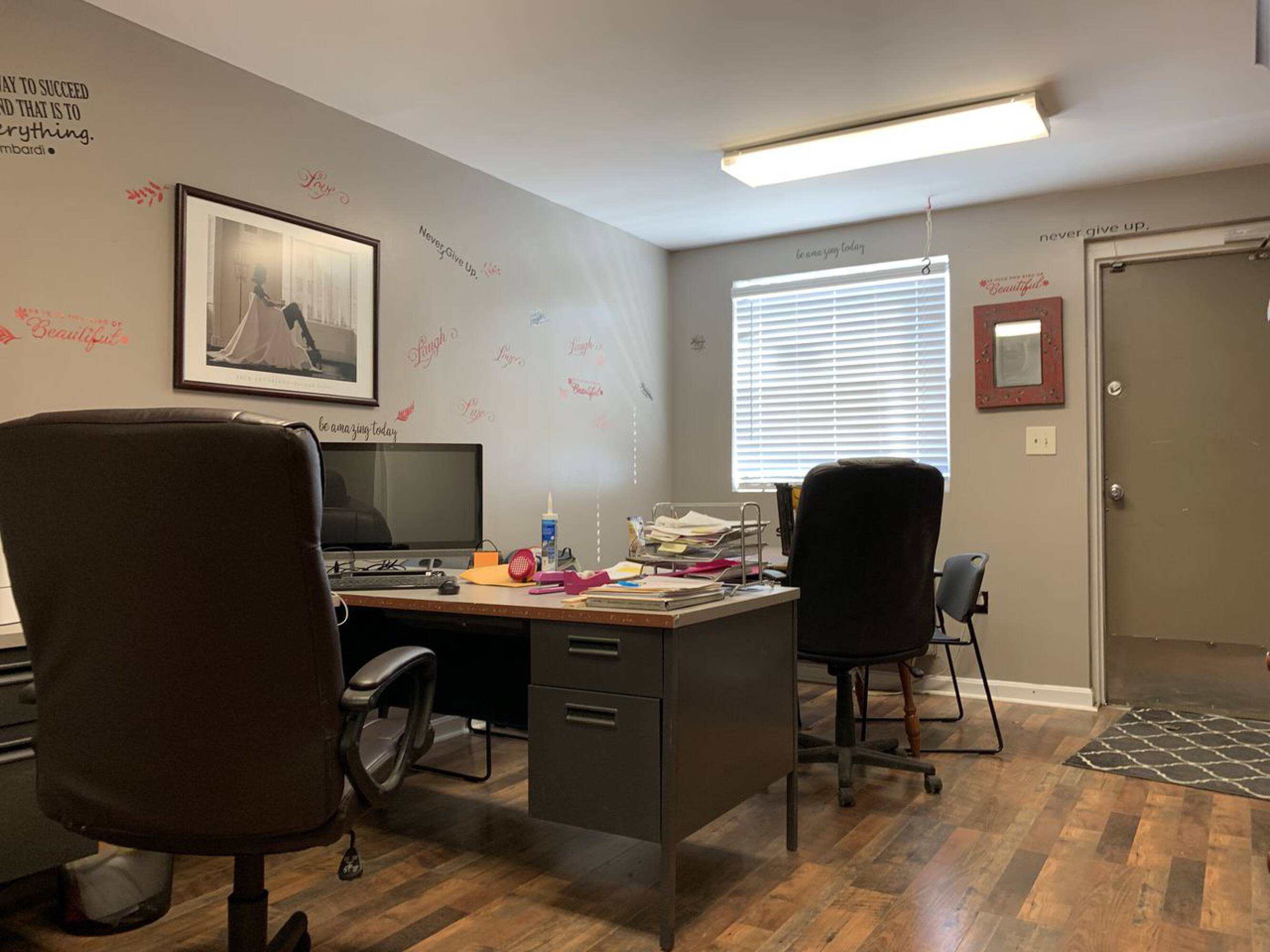 4612 Pinewood Road,, Louisville, KY 40218