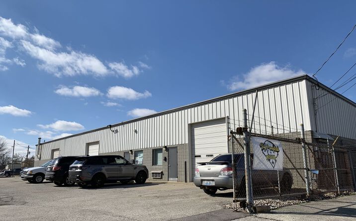 Pictures of Industrial property located at 4612 Pinewood Rd, Louisville, KY 40218 for lease - image #1