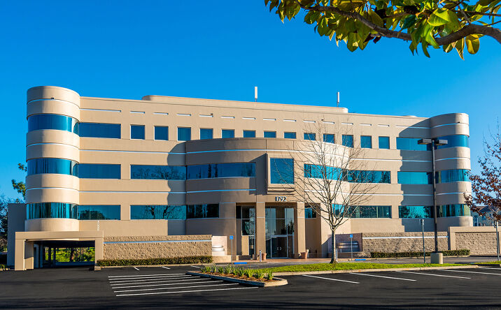 Pictures of Office property located at 1792 Tribute Rd, Sacramento, CA 95815 for lease - image #1